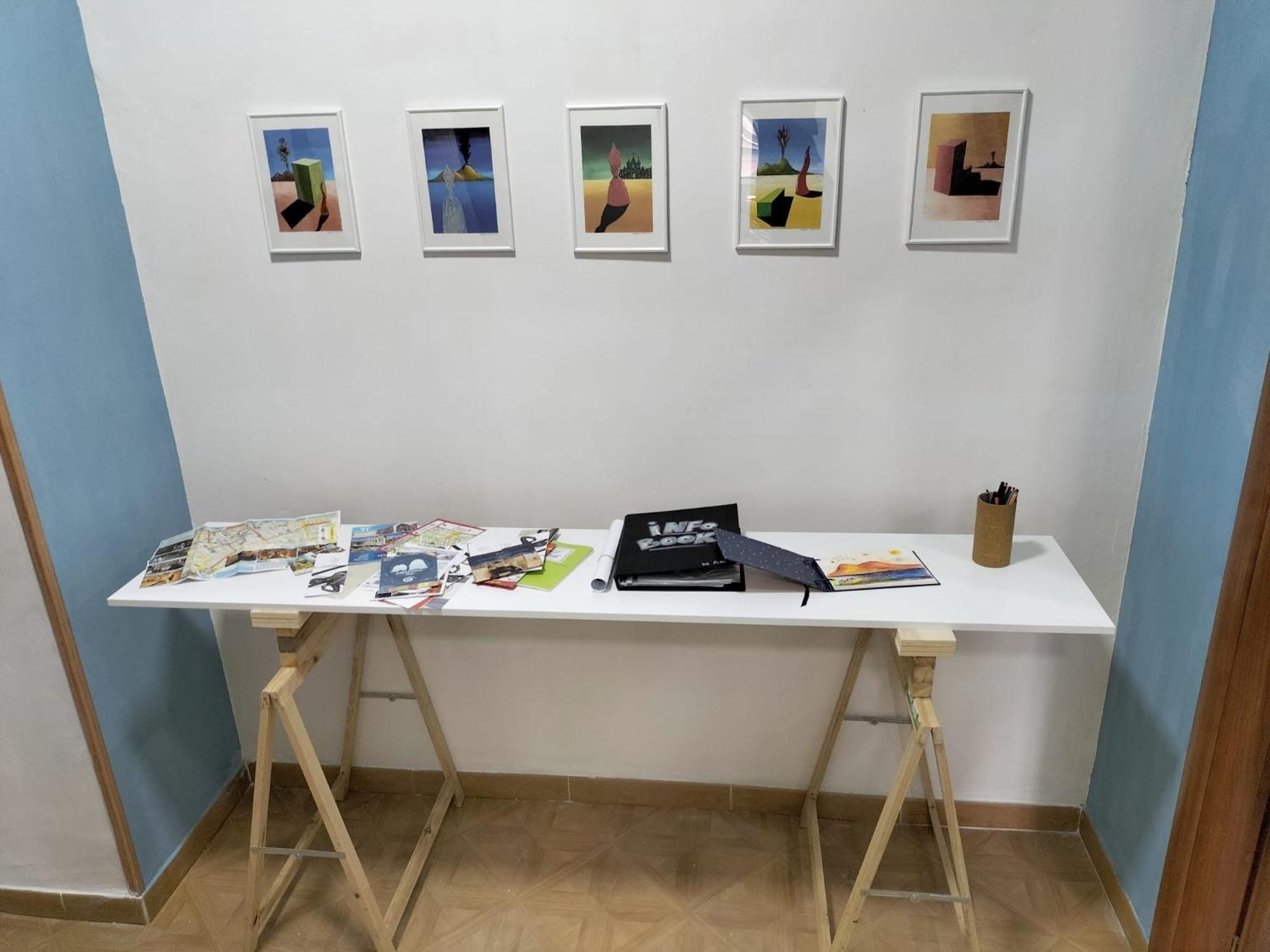 Art House - Station Naples